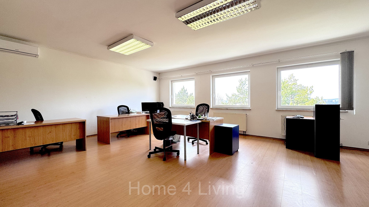 Pronájem kanceláří 150 m2 