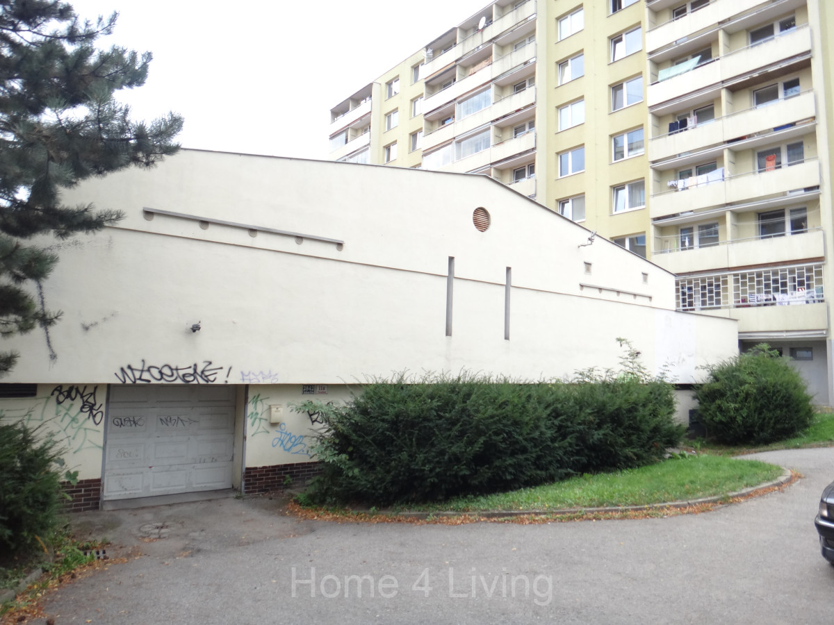 Prodej Parkovacího stání v parkovacím domě na ulici Chodská 