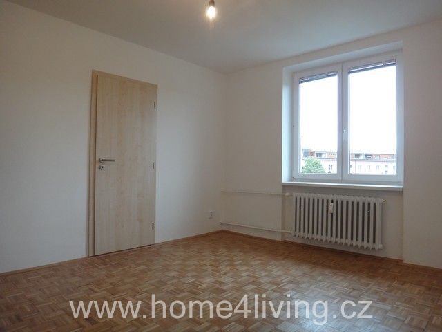 Pronájem bytu 2+1, Brno - Centrum, neprůchozí pokoje, nová kuchyňská linka, ul. Nové Sady