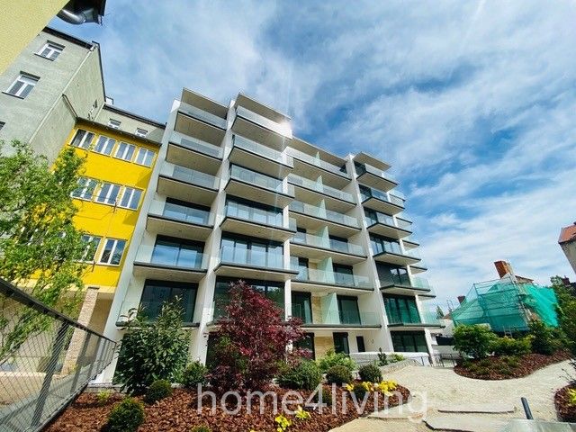 Pronájem bytu 2+kk, novostavba, terasa, v blízkosti centra, ul. Šumavská